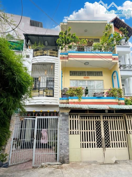 Quận 7 - 4 Tỷ 990 - 7 Chỗ Tới Nhà - Nhà 3 Tầng 46m² - 4PN - Ngay UBND PHÚ THUẬN