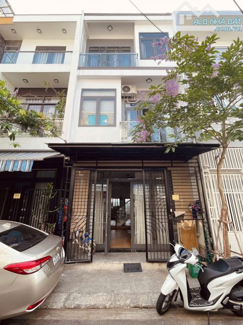 Bán căn nhà ngay KDC Vĩnh Phú, Bình Dương. Giá: 1 tỷ 620tr. Sổ hồng riêng, đường ô tô