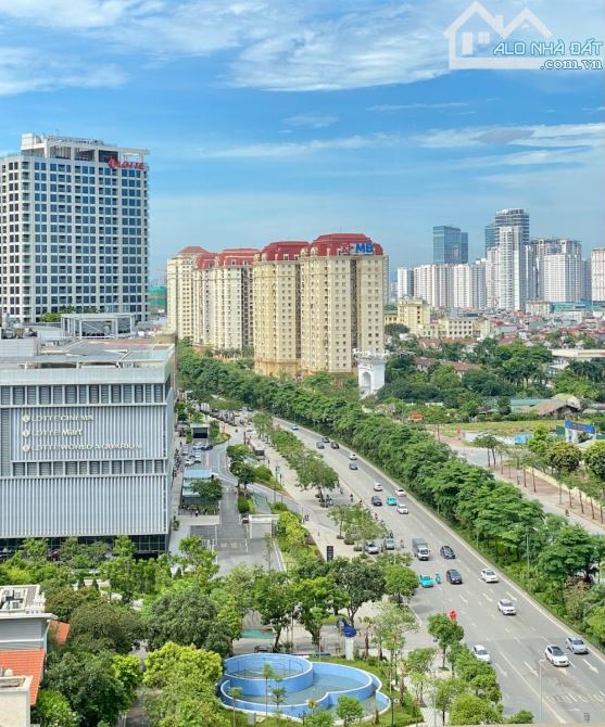 HƠN 5 TỶ SỞ HỮU NGAY - CHUNG CƯ VƯỜN ĐÀO - 60M TẦNG TRUNG - VIEW CẦU NHẬT TÂN - SỔ ĐỎ