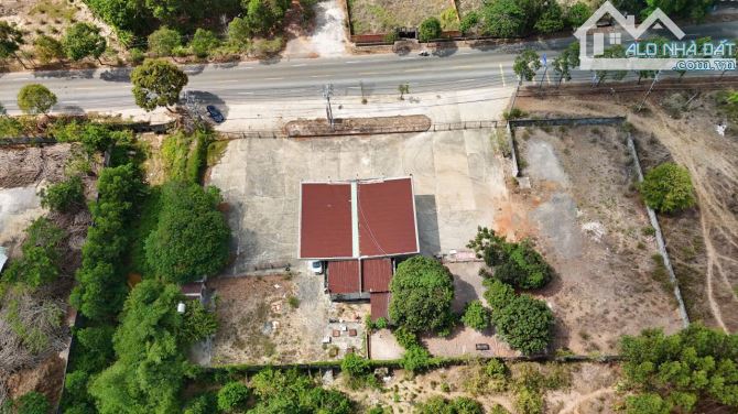 Bán cây xăng Quốc Lộ 55 ngã ba Bông Trang