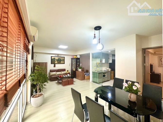 Chuyển nhượng căn hộ toà B2 Rừng Cọ, Ecopark, Văn Giang, Hưng Yên, 84 m2 chỉ 4,23 tỷ