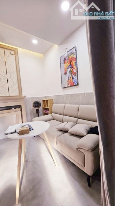 ChUNG CƯ QUẬN 5 - GẦN NGAY MẶT TIỀN TẢN ĐÀ - 51M2 - CHỈ NHÍCH NHẸ 3 TỶ VẪN CÒN THƯƠNG LƯ