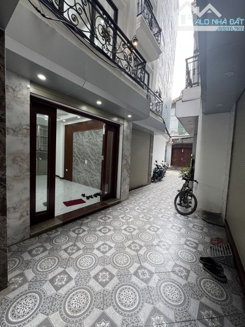 NHÀ MỚI PHÚC LỢI 30M² • MT 3.5M • 5 TẦNG • GIÁ CHỈ 5.95 TỶ