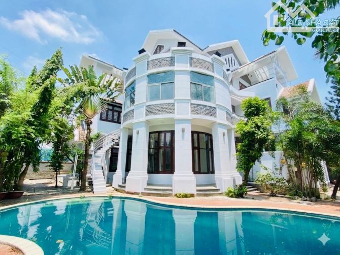 BÁN BIỆT THỰ 2 MẶT TIỀN KINH DOANH - VÕ NGUYÊN GIÁP - NGAY CHÂN GA METRO - 2.148M2 - 350Tỷ