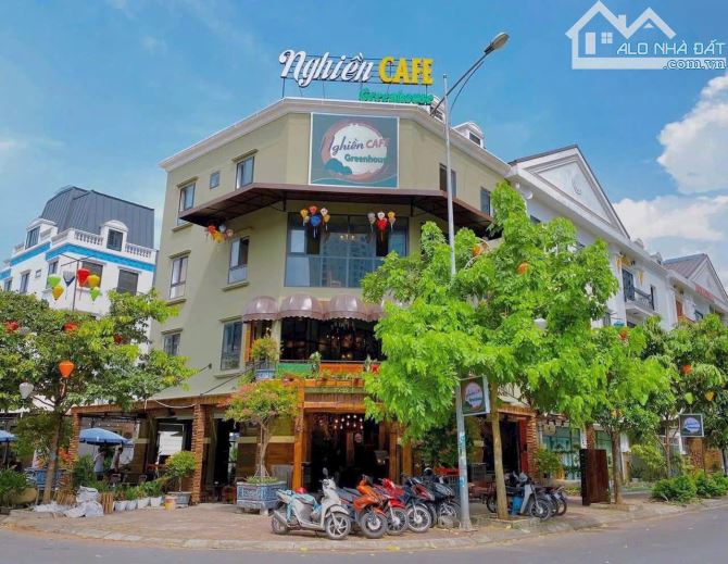 SIÊU HIẾM PHỐ XUÂN THỦY – LÔ GÓC 45M2 – 4 TẦNG – 30M RA PHỐ – 13.5 TỶ