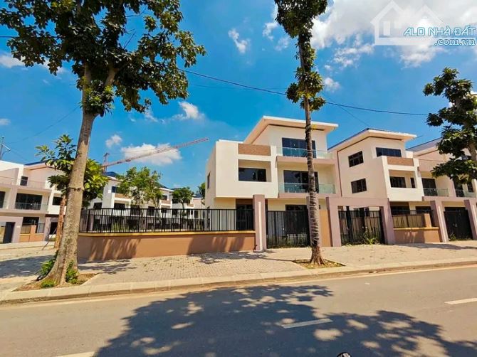 🔥 BÁN BIỆT THỰ LÔ GÓC KĐT CIENCO 5 THANH HÀ - 473M² - 3 TẦNG - VỈA HÈ RỘNG - GIÁ 63 TỶ