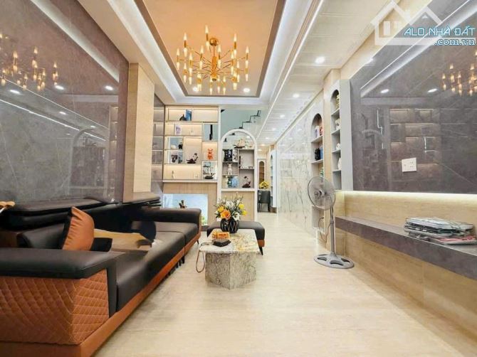 CÔ BA BÁN CĂN HỒ VĂN HUÊ , PHÚ NHUẬN 48M2 , 2 TỶ 790 , SỔ HỒNG RIÊNG .