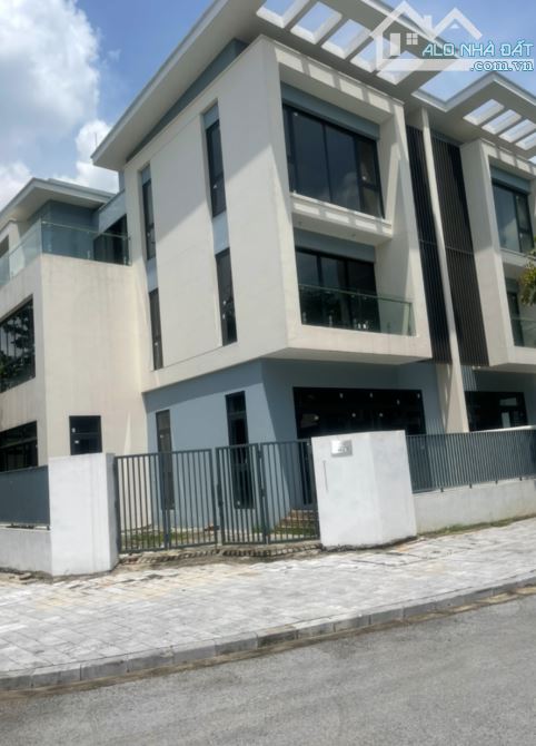BT THÔ AN QUÝ HÀ ĐÔNG 240M2-LÔ GÓC HAI MẶT ĐƯỜNG-AN SINH ĐỈNH-KINH DOANH BẤT CHẤP-CHỦ CẦN