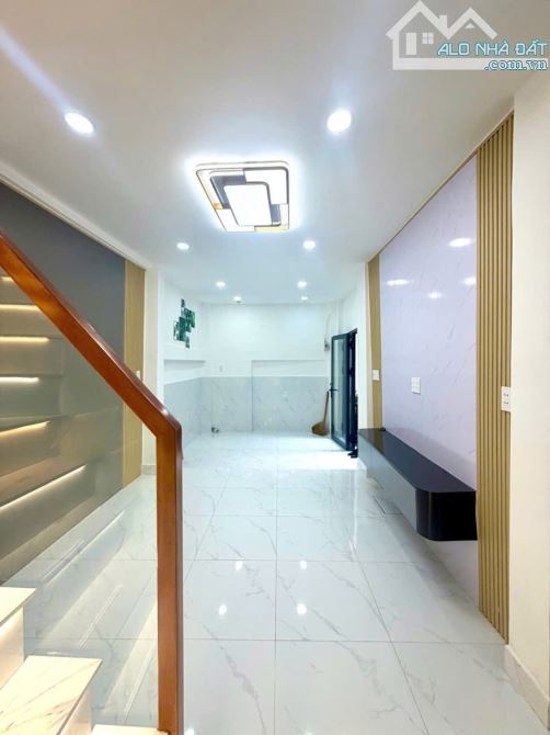 Bán nhà 3 tầng, siêu phẩm quận 11, trung tâm lạc long quân, âu cơ, tân bình