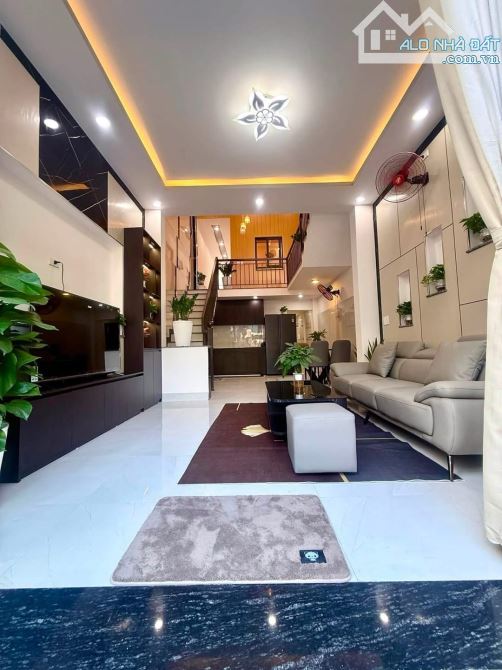 Bán siêu phẩm nhà 2 tầng kiệt Nguyễn Như Hạnh, cách đường chính 50m