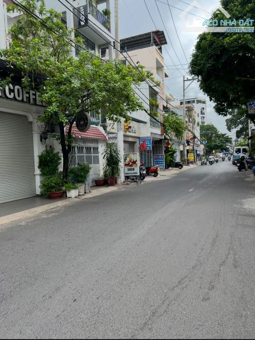 🔥QUÁ HIẾM GÒ VẤP! CHỦ CẦN BÁN GẤP NHÀ ĐẸP 3 TẦNG-HẺM 6M Ô TÔ VÀO NHÀ-LÊ VĂN THỌ-5TỶ XÍU