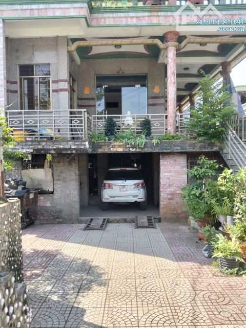 BÁN ĐẤT TẶNG NHÀ BIÊN HÒA ĐỒNG NAI 1930M2 GIÁ 21 TỶ