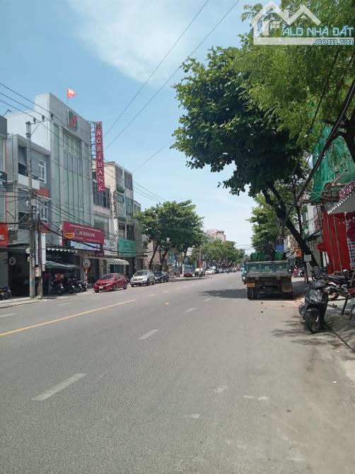 Bán nhà mặt tiền kinh doanh (ngang 20m), Châu Thị Vĩnh Tế, dt 112m2, giá 26 tỷ TL
