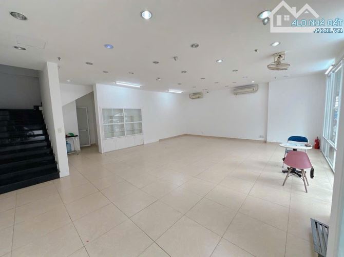Định cư nước ngoài cần bán Căn Hộ cao cấp Duplex 2 tầng Carillon Trần Văn Danh, Quận Tân B