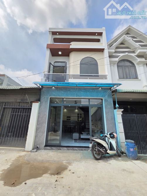 3Ty500 TL🔥👉Nhà Mới Trệt Lầu Giá Rẻ gần Bình Chuẩn 63 đang làm_ra Lê Thị Trung chỉ 300m