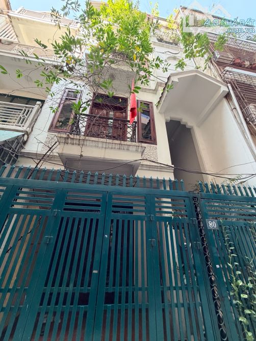 NHÀ RIÊNG THÁI HÀ, ĐỐNG ĐA 61M2 x 4 TẦNG, Ô TÔ, KINH DOANH, GIÁ NHỈNH 18 TỶ.