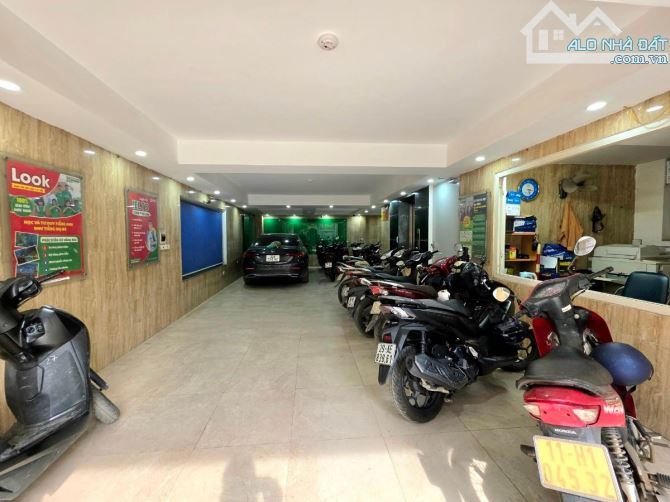 Bán nhà phố Nguyễn Phúc Lai, Hà Nội, 145m2, 9 tầng, ngang 7,9m, giá 50 tỉ