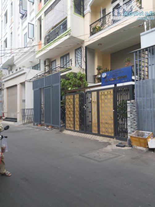 🏡 BÁN NHÀ MỚI ĐẸP- TRẦN BÁ GIAO PHƯỜNG 5, QUẬN GÒ VẤP. 5 TẦNG - HẺM 6 🚙🚕. 💰
