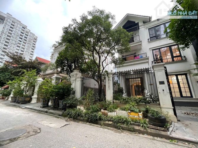 Biệt Thự Mỹ Đình 2 Sát Phố Trần Hữu Dực 200m2 Mt10m View Vườn Hoa Nhà Đẹp Ở Ngay Giá 60 Tỷ