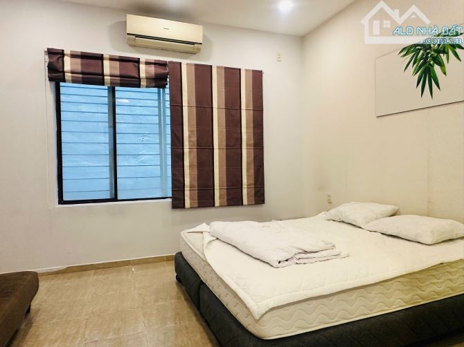 NHÀ HXH TRẦN HƯNG ĐẠO-5 TẦNG ĐẸP-DOANH THU 110 TRIỆU/THÁNG-GIÁ:19,7 TỶ-GẦN CHỢ BẾN THÀNH!