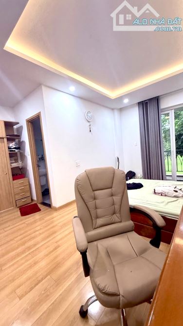 🏚️Bông Sao P5 Q8 - Ngang 5,5m Nở Hậu Tài Lộc 6,8 x 17m - Chỉ Hơn 6 Tỉ
