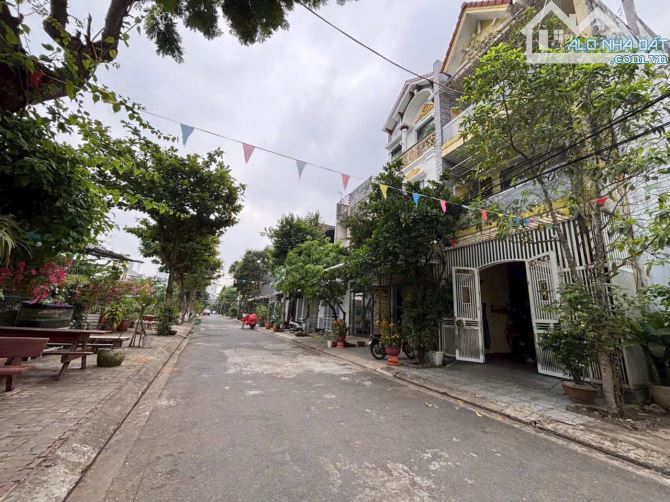 Bán nhà mặt phố tại đường Lê Đại Hành, Phường Cẩm Lệ, TP Đà Nẵng - Giá chỉ 12,5 tỷ, cho 15