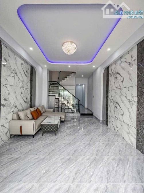 Sở hữu ngay căn nhà đường Nguyễn Văn Nghi, Gò Vấp/ DT 48,5m2/ 3 Tầng/ SHR, Hẻm oto