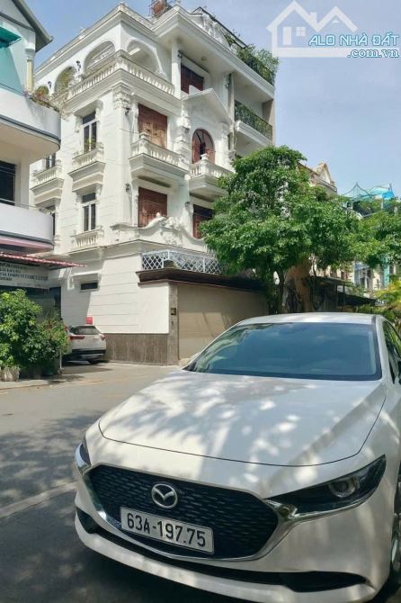 BIệt thự Ngay Sân bay Góc 2 mặt tiền Yên Thế P2 Tân Bình (7,4x14) - Giá 34,7 tỷ.