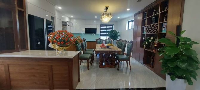 Bán biệt thự Văn Phú, 200m2x4 tầng, thang máy, đi bộ ra công viên, kinh doanh, văn phòng.