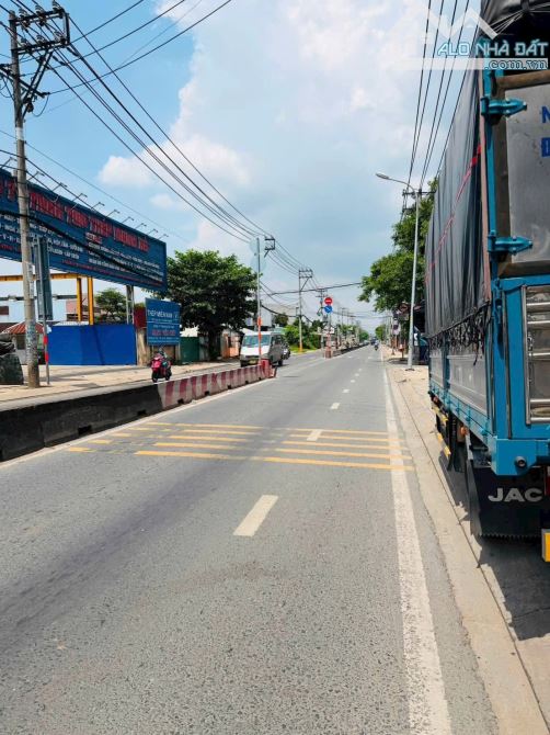 Bán Xưởng Mặt Tiền Đường Nguyễn Văn Bứa Hóc Môn