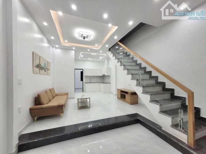 Bán nhà 2 tầng Mới Tinh tại trung tâm Hùng Vương, Hồng Bàng giá 2,05 tỷ
