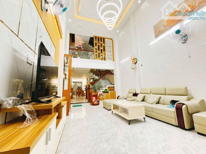 P12 GÒ VẤP - NGUYỄN DUY CUNG HXH-5 TẦNG (4x22),88M2, 6PN 6WC-SHR.Giá : 9,7 TỶ TL.