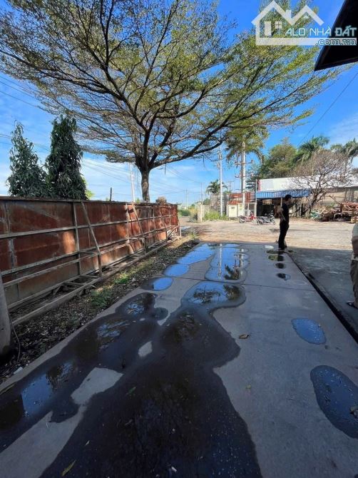 X122 BDS hiếm có gần 2.500m² đã chuyển đổi đóng thuế lên SkC có sẵn trạm điện 1.320kva