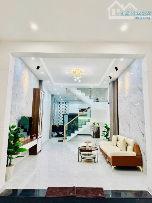 NHÀ MỚI HẺM XE HƠI TRƯỜNG CHINH - GẦN KHU BÀU CÁT - FULL NỘI THẤT - CHỈ 5.99 TỶ