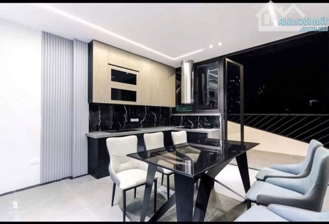 BÁN NHÀ MẶT PHỐ HOÀNG NGÂN TT CẦU GIẤY 7 TẦNG THANG MÁY KINH DOANG ĐỈNH