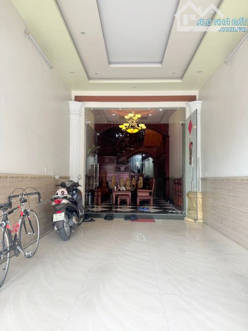Bán nhà 4 tầng tại Tôn Đức Thắng, Sở Dầu, Hồng Bàng giá 12 tỷ