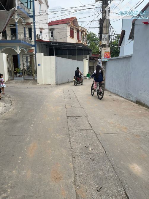 Chính chủ gửi bán đất tặng xưởng trục chính Hai Vân - Vân Dương. Dt 225m2 giá chỉ hơn 4 ty