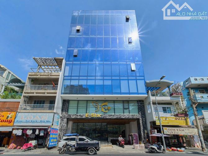 BUILDING HẦM + 9 TẦNG NGUYỄN HỮU CẦU, QUẬN 1 – DÒNG TIỀN 500 TRIỆU/THÁNG