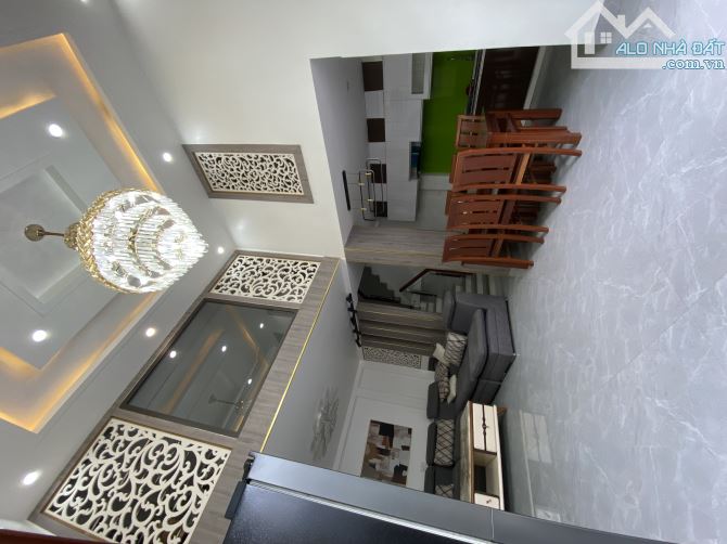 Lạch Tray - 50m2 x 3 tầng bán 3 tỷ 850 TTTP, gần ngay sân vận động Lạch Tray thông Chợ Con