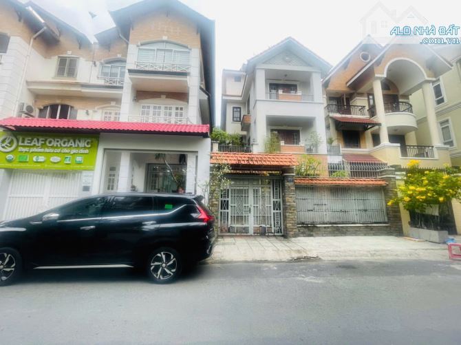 KHAN HIẾM - BÁN BIỆT THỰ HXH TRƯỜNG SA QUẬN 3 -9M*20M -4 TẦNG - GIÁ BÁN 50 TỶ