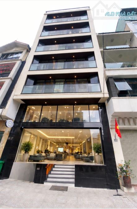 Chính Chủ Cần Bán Toà Nhà Văn Phòng 8 Tầng Công Viên Cầu Giấy