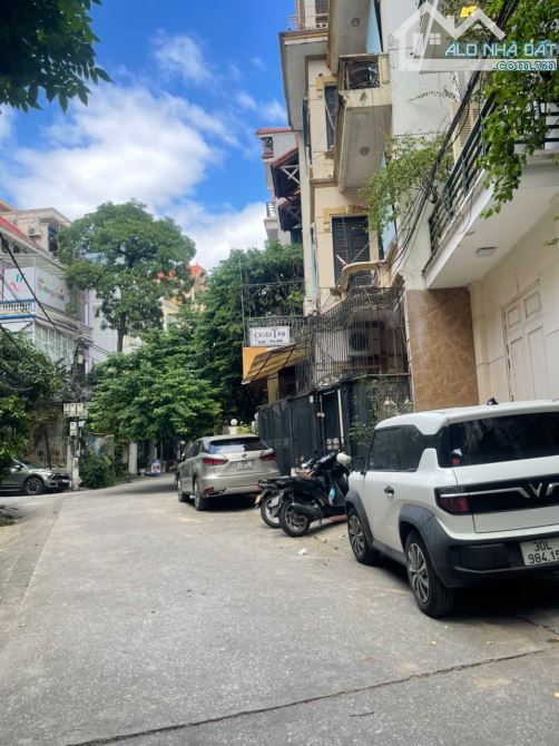 Siêu phẩm Vũ Thạnh, 116m2, mt 8m, thang máy, 2 mặt tiền, dòng tiền ổn định, phân lô ô tô
