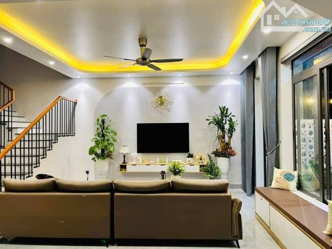 Chú Trọng bán nhà đường Nguyên Hồng, Bình Thạnh, 53m2, 2 tỷ 590, 1l 2pn, shr, hẻm oto