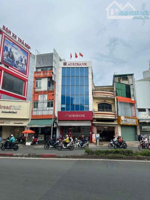 Bán nhà Argibank đang thuê 36 Âu Cơ ngay vòng xoay Lê Đại Hành bề ngang 6,1x25m giá 52 tỷ