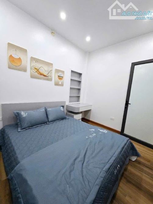 TÂN TRIỀU NGÕ RỘNG 5 PHÒNG NGỦ DÒNG TIỀN ỔN ĐỊNH 40m² 4 TẦNG 8.5 TỶ