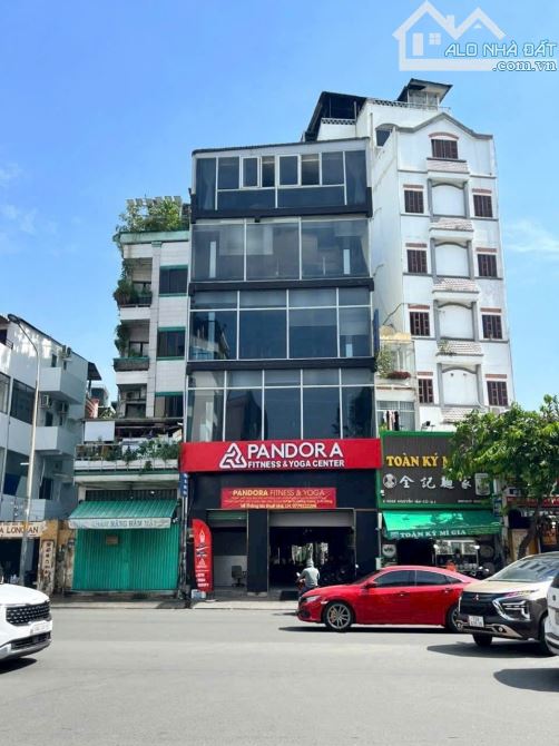 Bán Nhà Mặt Tiền Đường Nguyễn Văn Cừ Quận 1.DT:7,5x17m.Giá 68 tỷ