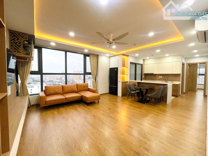 Bán CH THe Park Home Cầu Giấy DT 81,4m 2PN Full NT Hướng mát tầng trung giá 9,2 tỷ SĐCC