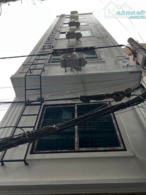 Bán nhà dòng tiền Mỹ Đình, 11 phòng khép kín, 7 tầng, thang máy, 20m ra ô tô, full phòng