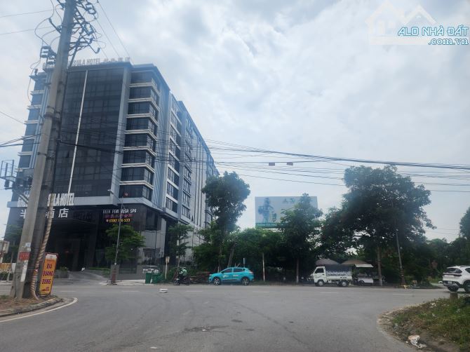 Bán lô góc Mạc Đĩnh chi và Nguyễn đăng đạo Đại Dương dt 312m mt 17m giá 31.2 tỷ