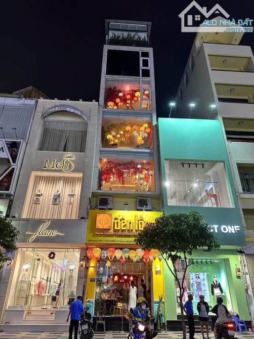 Thương Hiệu Nguyễn Trãi - Bật Nhất Saigon Dòng Tiền 1,5tỷ/năm 6xtỷ TL